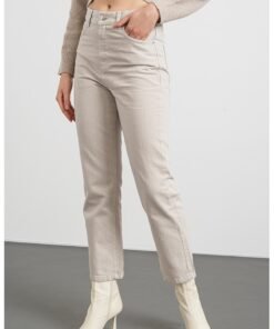 Blugi mom-fit cu talie inalta