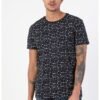 Tricou regular fit cu model geometric