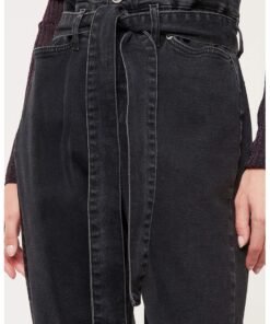 Blugi crop cu croiala baggy