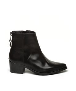 Botine de piele