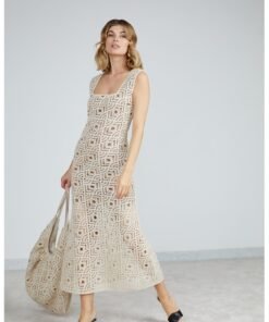 Rochie maxi cu model cu perforatii