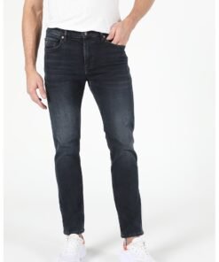 Blugi slim fit cu model cu 5 buzunare