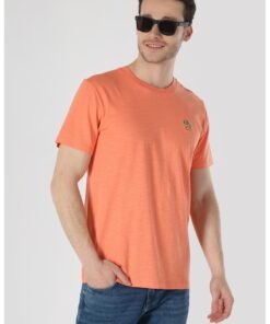 Tricou cu decolteu la baza gatului si broderie
