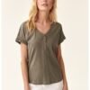 Tricou din amestec de modal cu decolteu in V