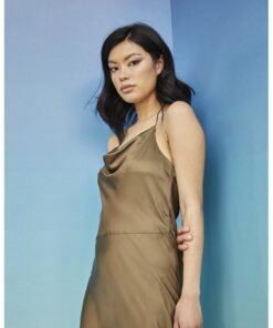 Rochie-furou cu bretele inguste