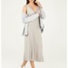 Rochie de satin cu garnituri de dantela