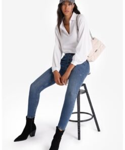 Blugi skinny cu nasturi