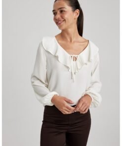 Bluza cu decolteu in V si volane