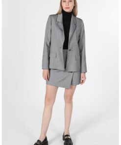 Sacou cu model herringbone si un nasture