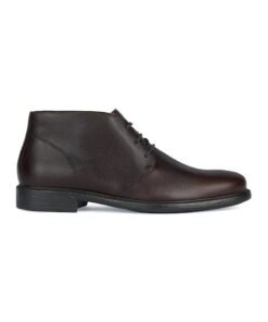 Ghete chukka de piele cu aspect texturat