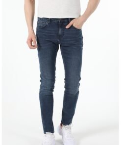 Blugi slim fit cu aplicatie logo
