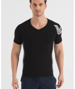 Tricou de casa cu decolteu in V