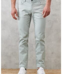 Blugi slim fit cu talie medie