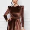 Rochie Dy Fashion maro din catifea cu franjuri la umeri