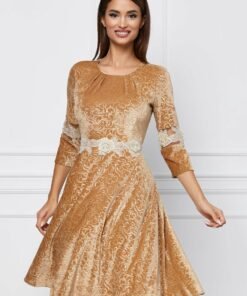 Rochie Ilinca din catifea bej cu broderie