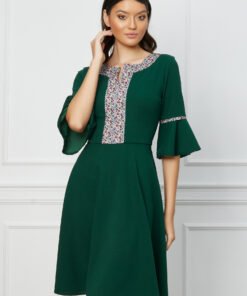 Rochie Moze verde cu imprimeu pe bust si maneci clopot