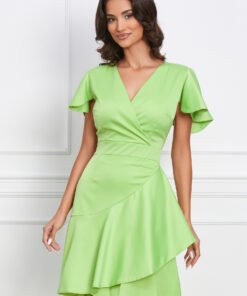Rochie Moze verde deschis cu baza asimetrica si volanas