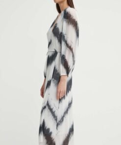 Rochie PellitoryBBParez dress culoarea roz Bruuns Bazaar mini oversize BBW3985