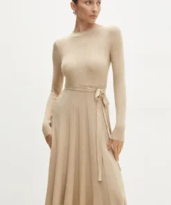 Rochie culoarea maro Answear Lab mini evazata